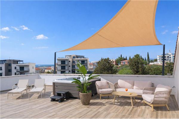 Apartment A2, for 8 persons