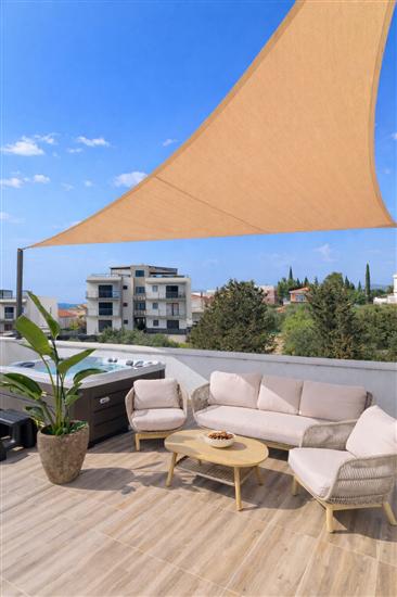 Apartment A2, for 8 persons