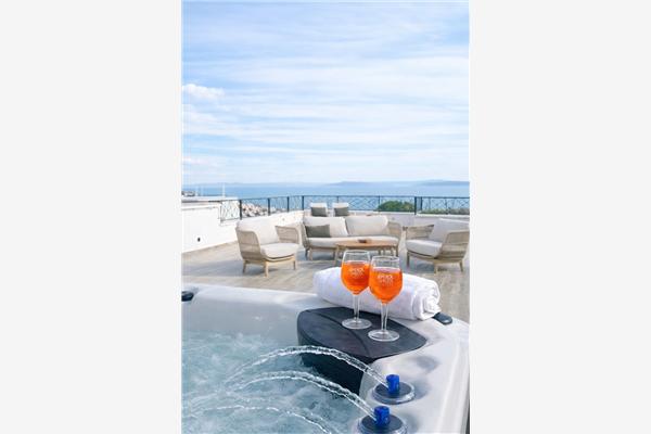 Apartment A2, for 8 persons