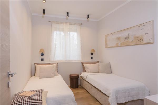 Apartment A2, for 8 persons