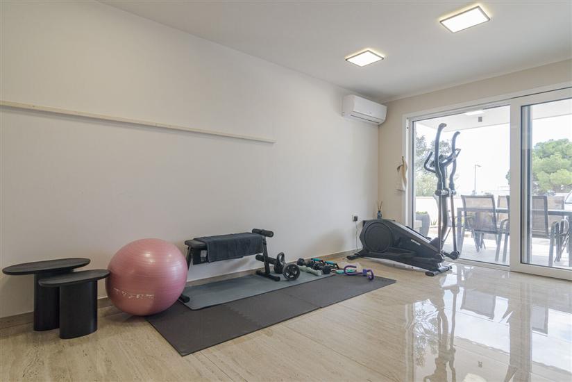 Apartment A2, for 8 persons