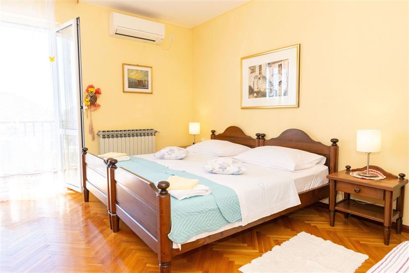 Apartment A1, for 2 persons