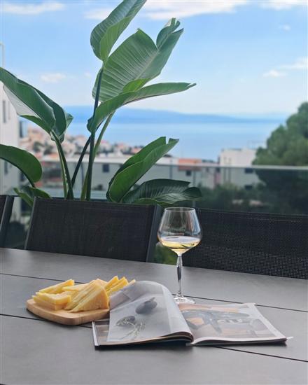 Apartment A2, for 8 persons