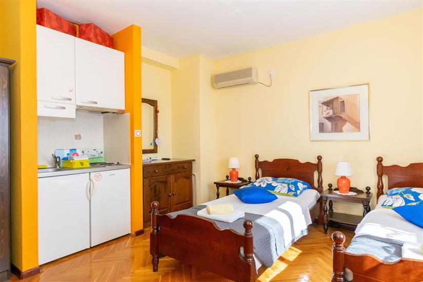 Apartment A4, for 2 persons