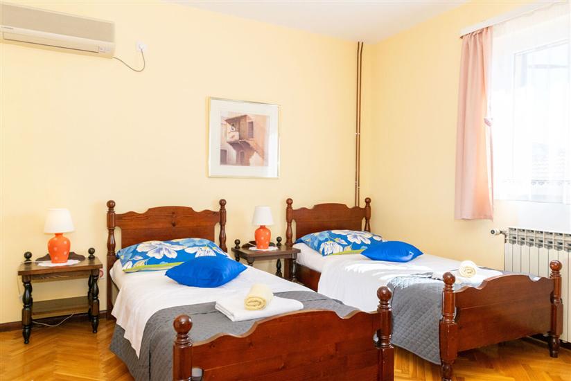 Apartment A4, for 2 persons