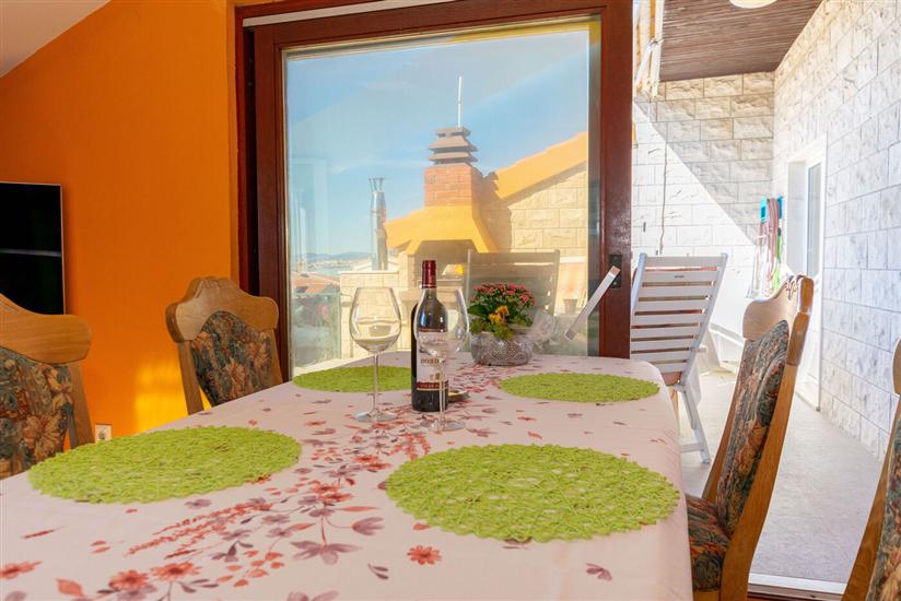 Apartment A5, for 4 persons