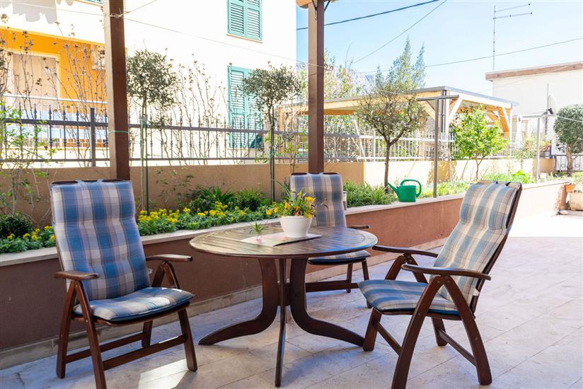 Apartments Sunset Near Beach