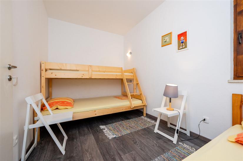 Apartment A4, for 4 persons