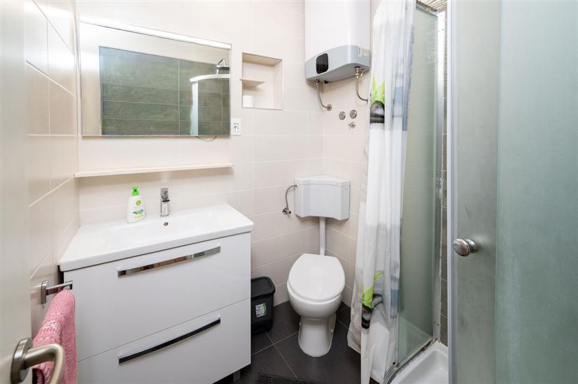 Apartment A4, for 4 persons