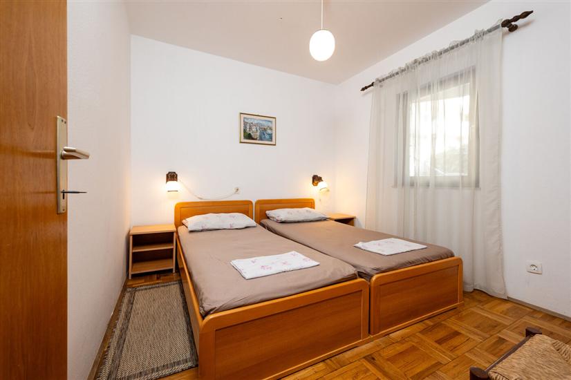 Apartment A4, for 4 persons