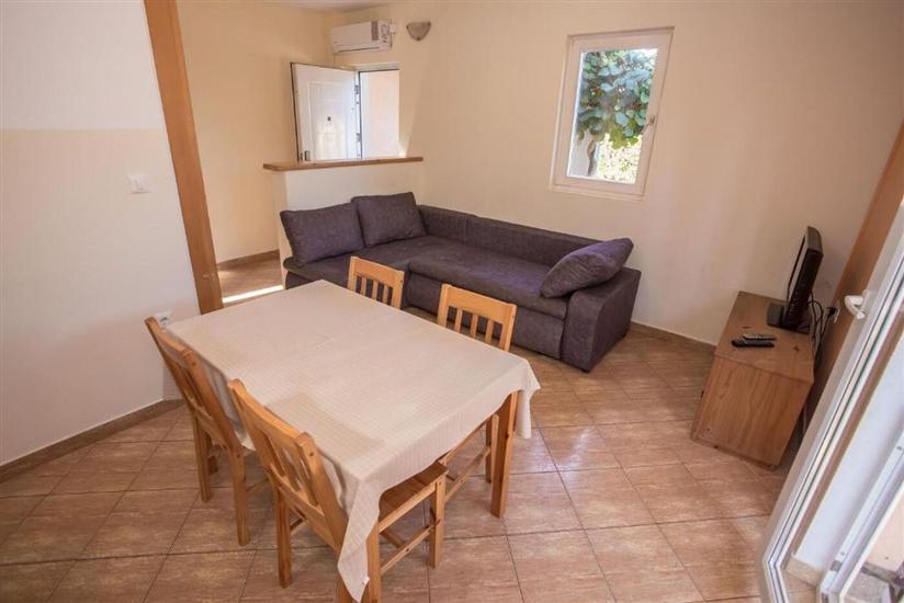 Apartment A1, for 3 persons