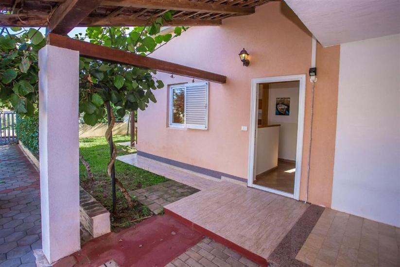 Apartment A1, for 3 persons