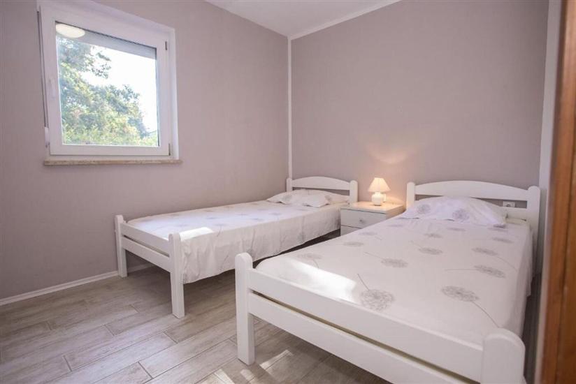 Apartment A2, for 5 persons