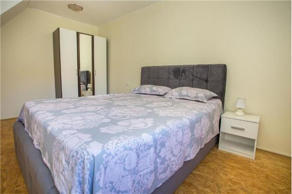 Apartment A3, for 5 persons