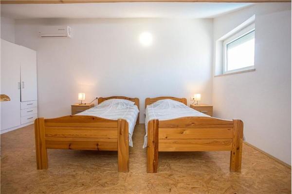 Apartment A3, for 5 persons