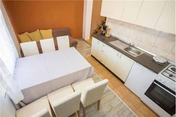 Apartment A3, for 5 persons