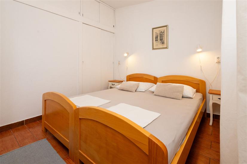 Apartment A2, for 4 persons