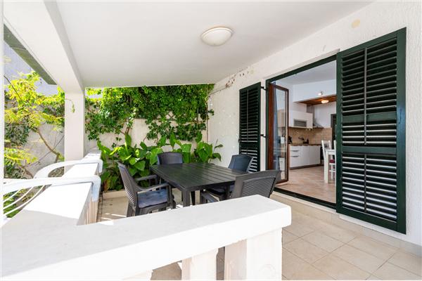 Apartment A2, for 4 persons