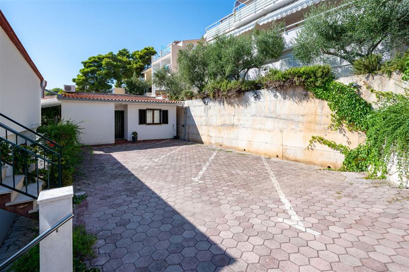 Apartments Villa Bok