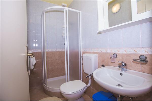 Apartman A1, na 9 osebe