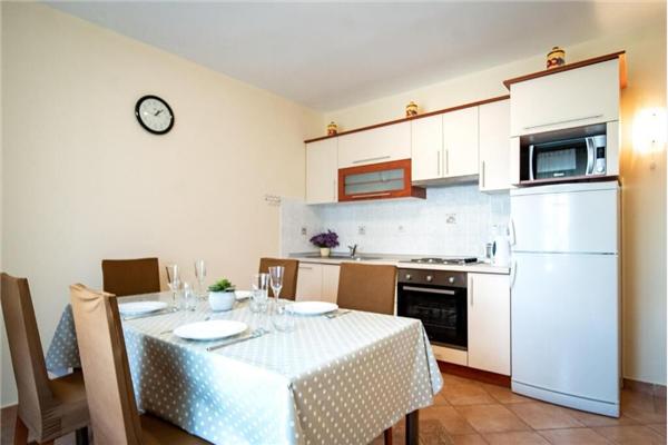 Apartman A1, na 9 osebe