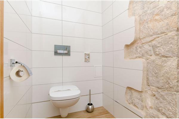 Room S2, for 2 persons