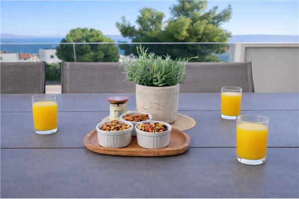 Apartment A2, for 8 persons