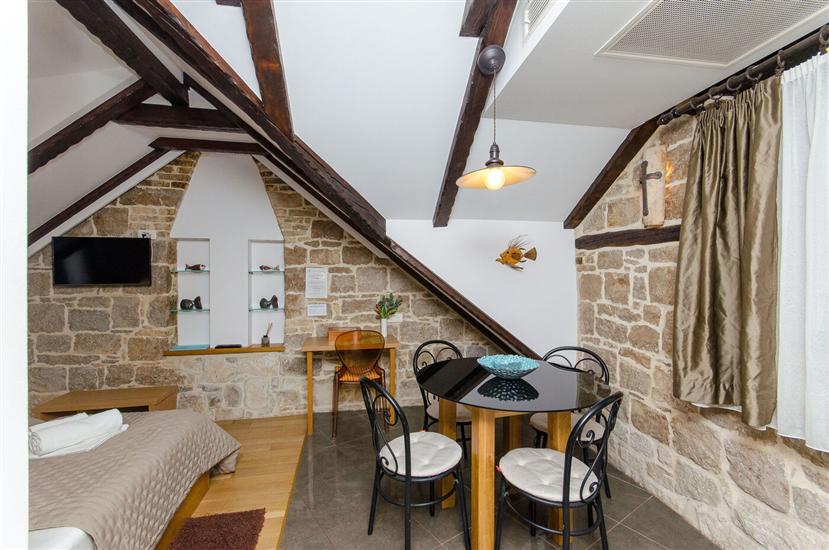 Apartment A5, for 4 persons