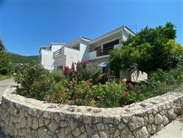 House - Peracko blato (Ploce)