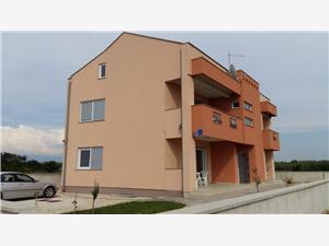 Apartment Zadar riviera,BookVargaFrom 119 €