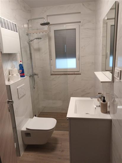 House K1, for 8 persons