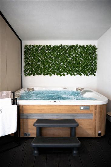 Mobile home Aura with jacuzzi