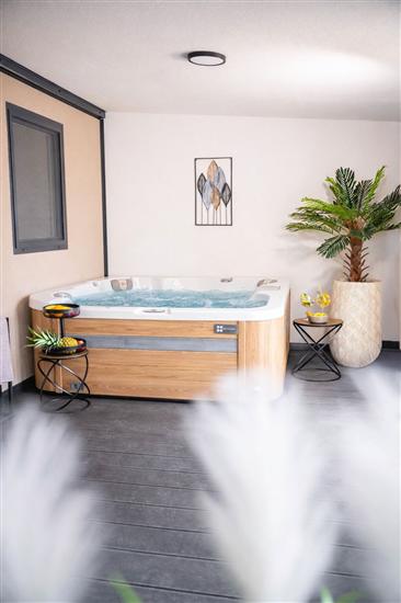 Mobile home Aria with jacuzzi