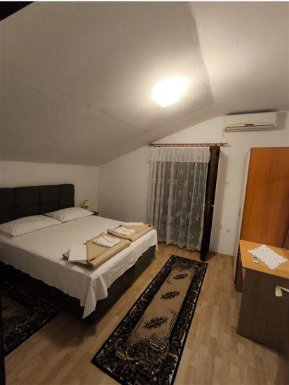 Apartment A1, for 3 persons
