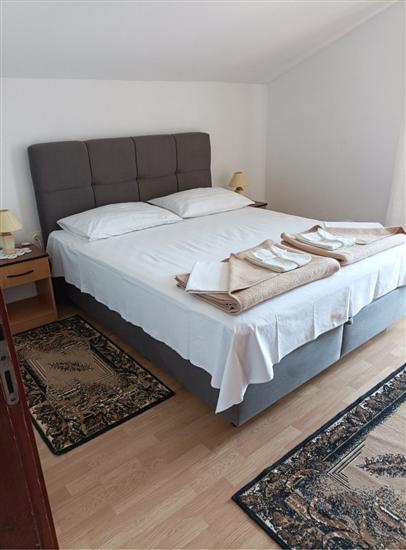 Apartment A1, for 3 persons