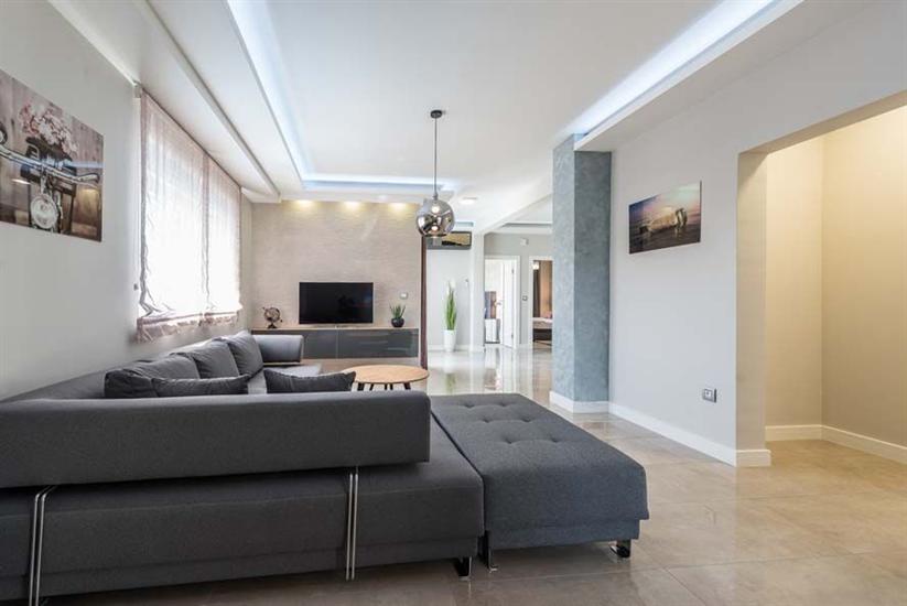 Apartment A5, for 5 persons