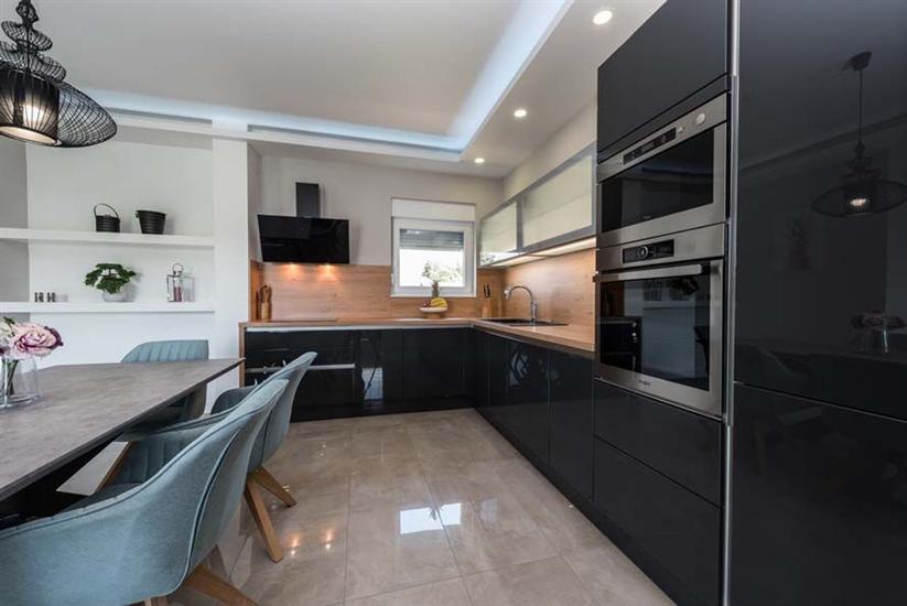 Apartment A5, for 5 persons