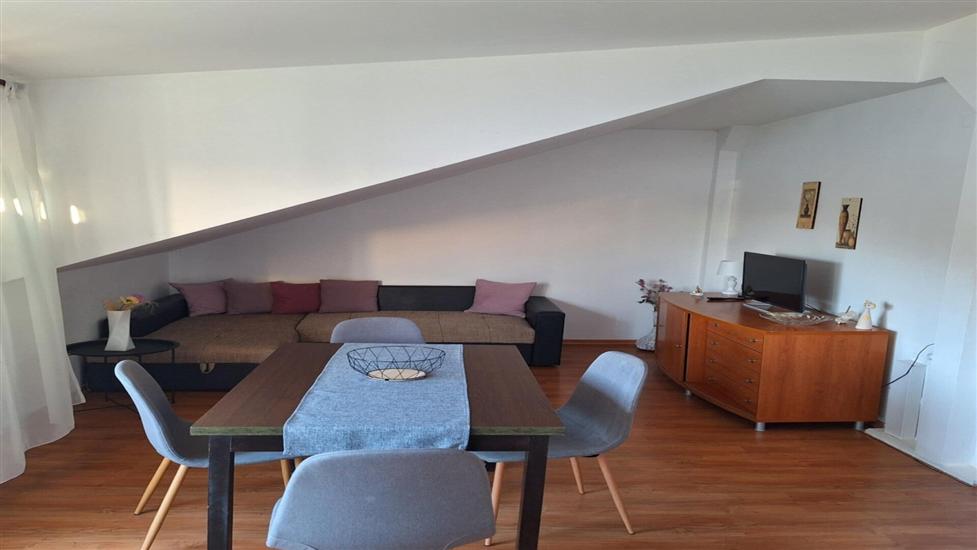 Apartment A1, for 3 persons