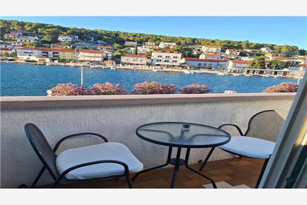 Apartment A1, for 3 persons