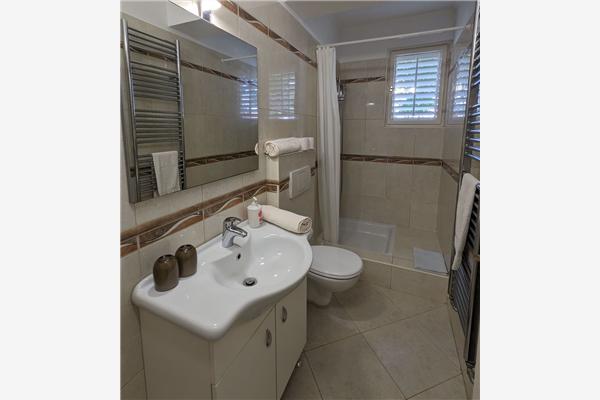 Room S2, for 2 persons