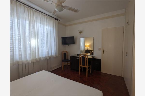 Room S3, for 2 persons