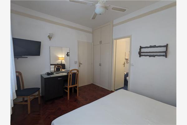 Room S3, for 2 persons