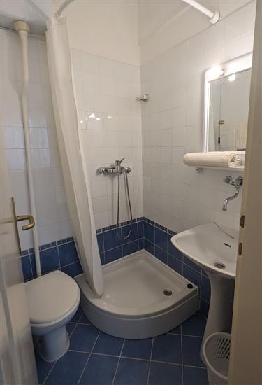 Room S3, for 2 persons