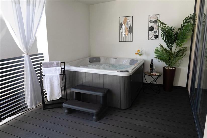 Mobile home TaMaris with jacuzzi