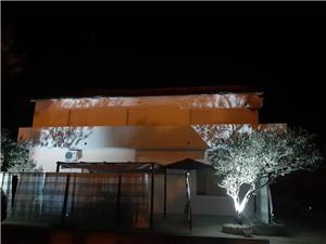 Apartment North Dalmatian islands,BookBuskaFrom 121 €