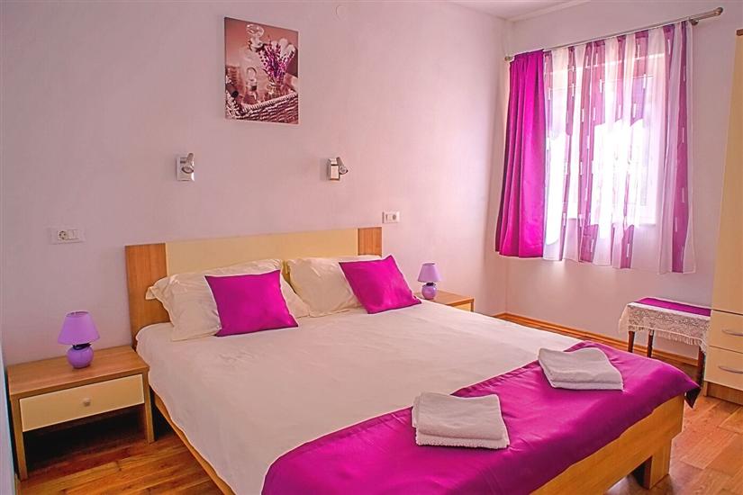 Apartment A1, for 5 persons