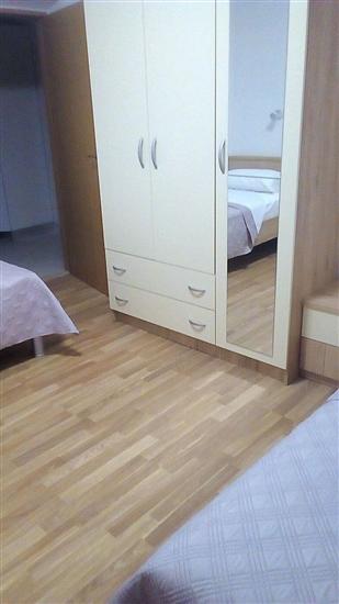 Apartment A2, for 5 persons