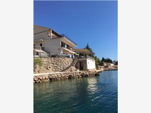 Apartment Nada Lukovo Sugarje, Size 75.00 m2, Airline distance to the sea 20 m