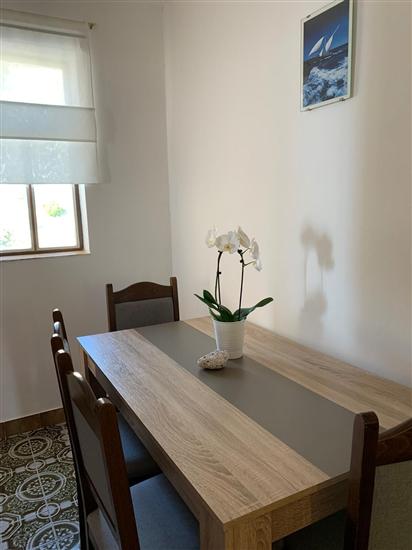 Apartment A1, for 6 persons