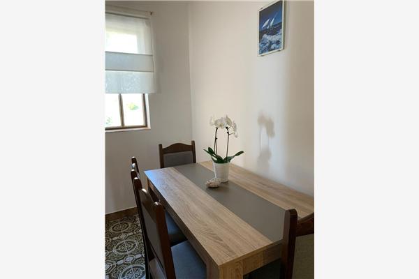 Apartment A1, for 6 persons